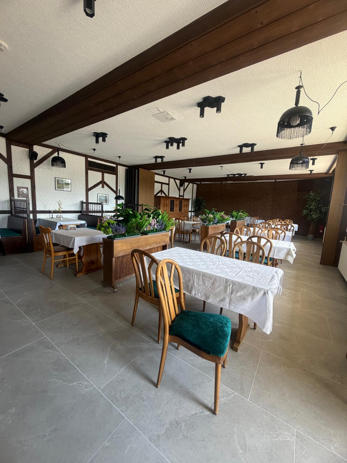 Restaurant Gallery 5