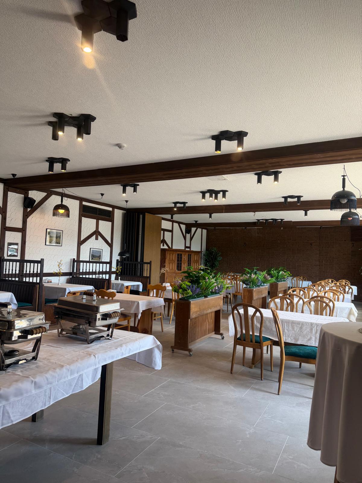 Restaurant Gallery 10