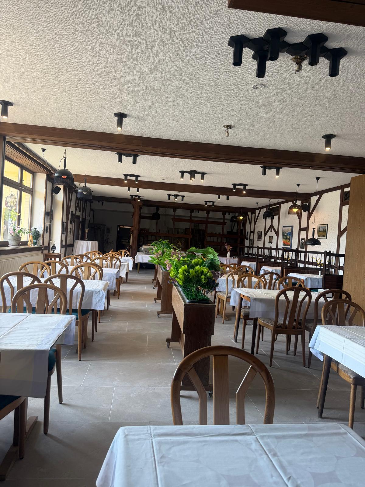 Restaurant Gallery 12